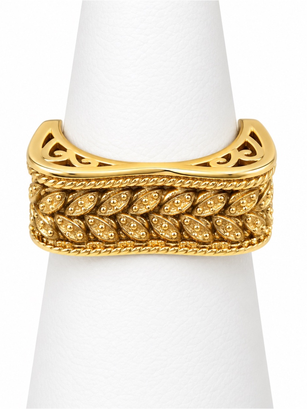 Crystal detail filigree ring size 9